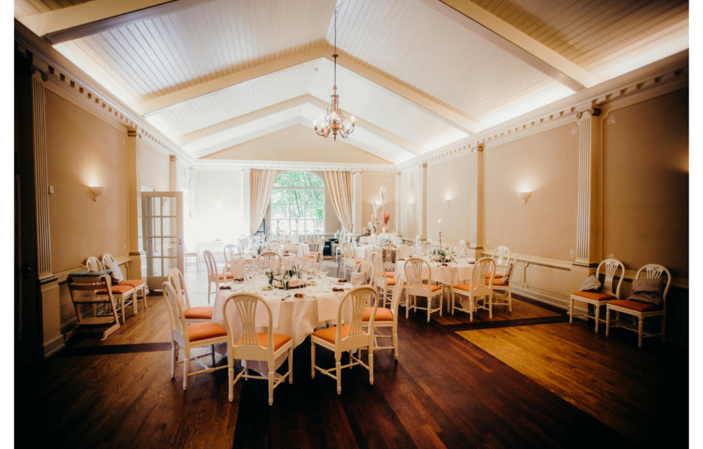 wedding venues in Lake Forest
